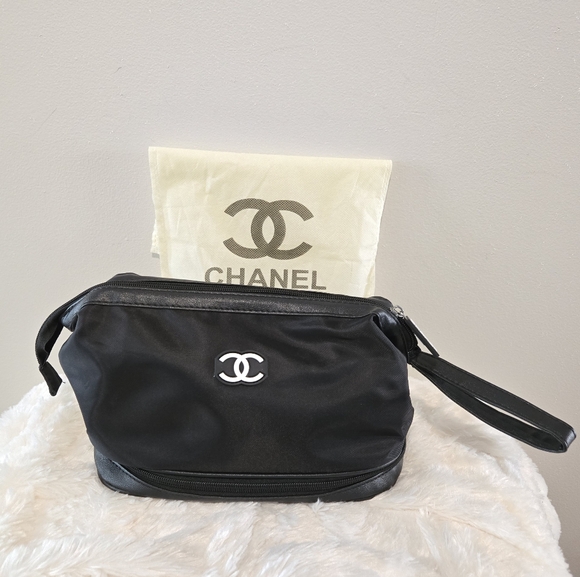 Chanel Black Cosmetic Makeup Pouch NWOT - Picture 1 of 10